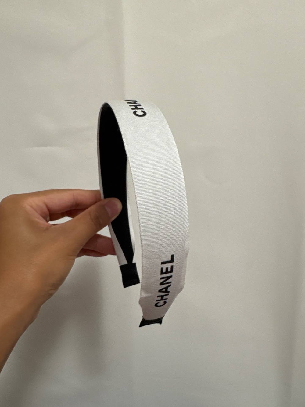 Chanel Ribbon Headband - Picture 3 of 4